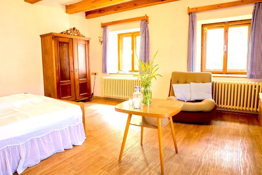 Safar Residence Hrachoviste Εξωτερικό φωτογραφία
