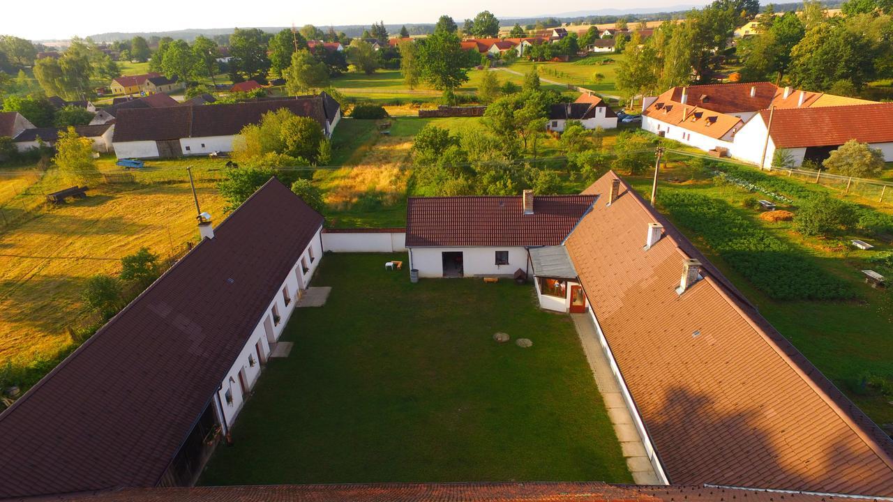 Safar Residence Hrachoviste Εξωτερικό φωτογραφία